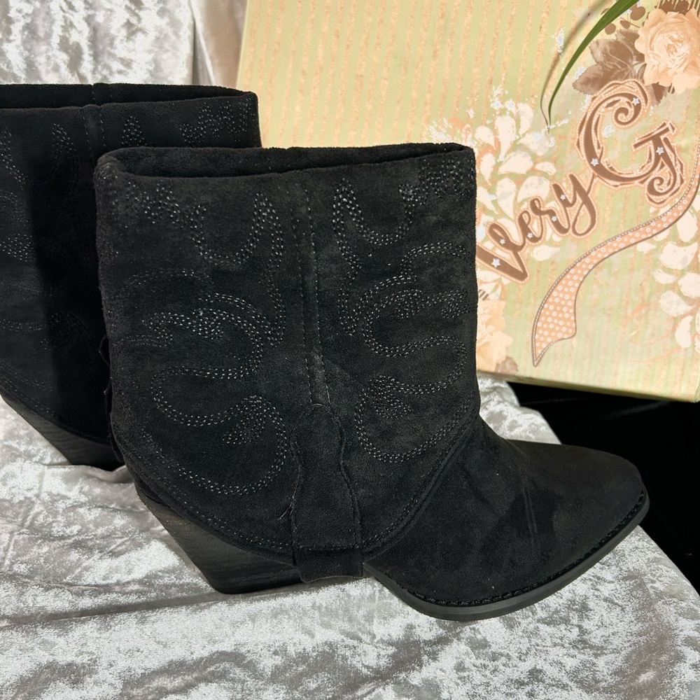 NWT VERY G WESTERN SUEDE SKIRT BOOT 8